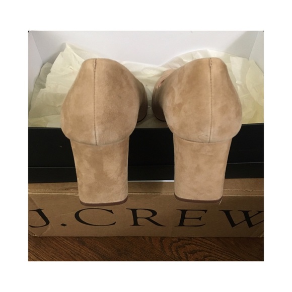 🆕 J.Crew Block-Heel Pumps in Soft Suede- Tan - Picture 6 of 8